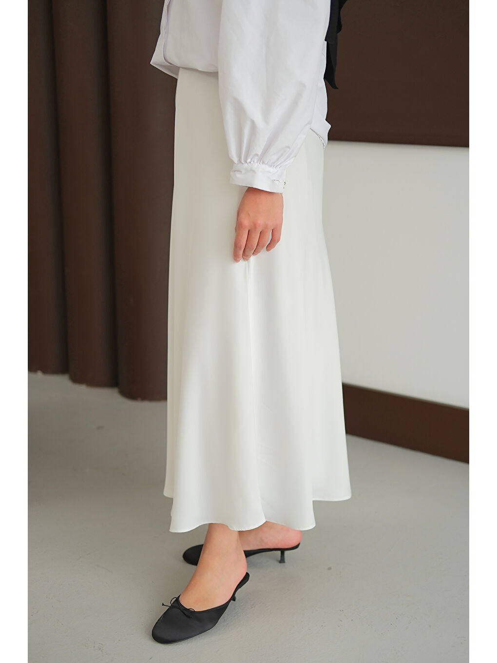 Kadın Saten Etek Beyaz-2