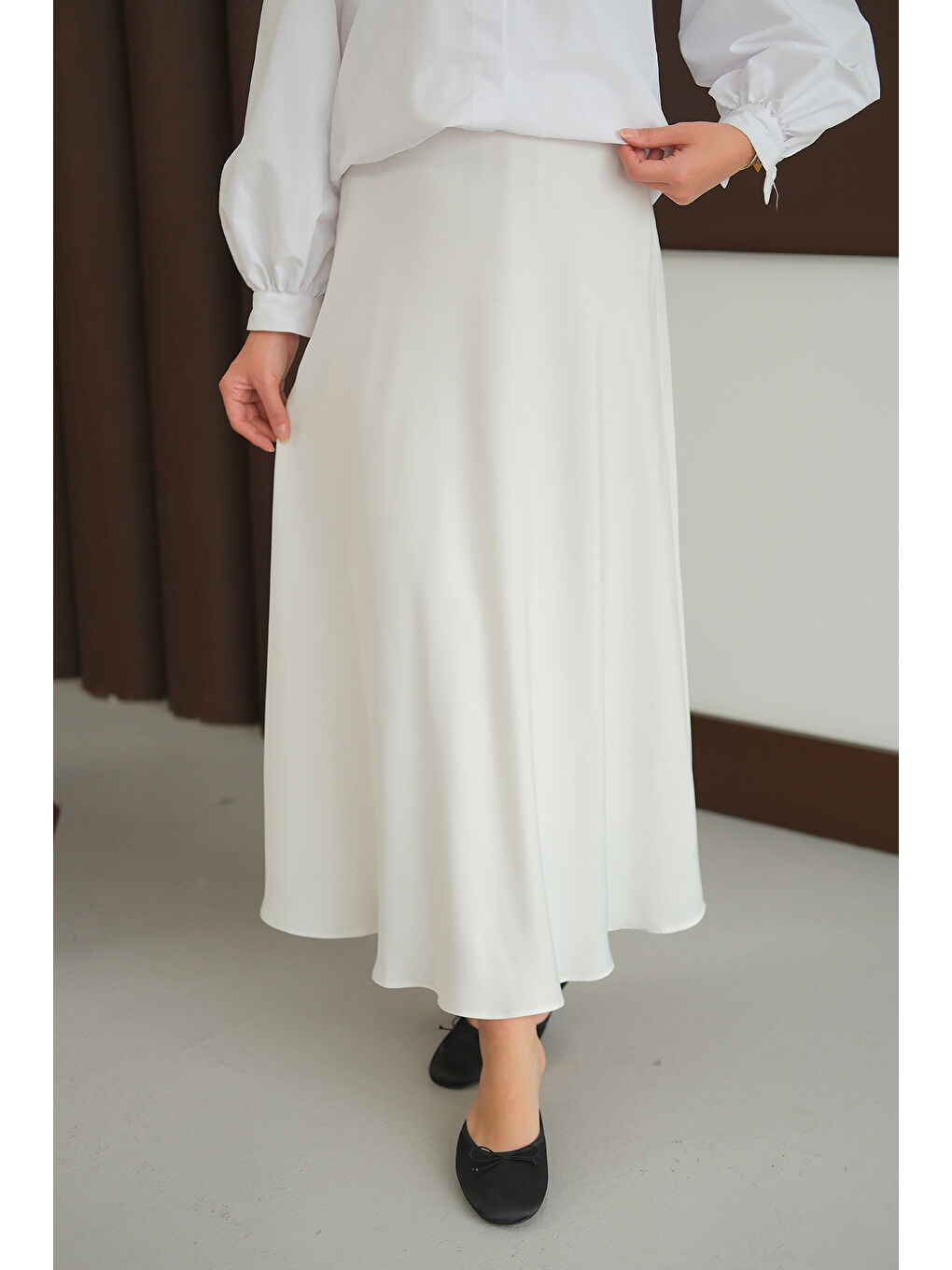 Kadın Saten Etek Beyaz-4