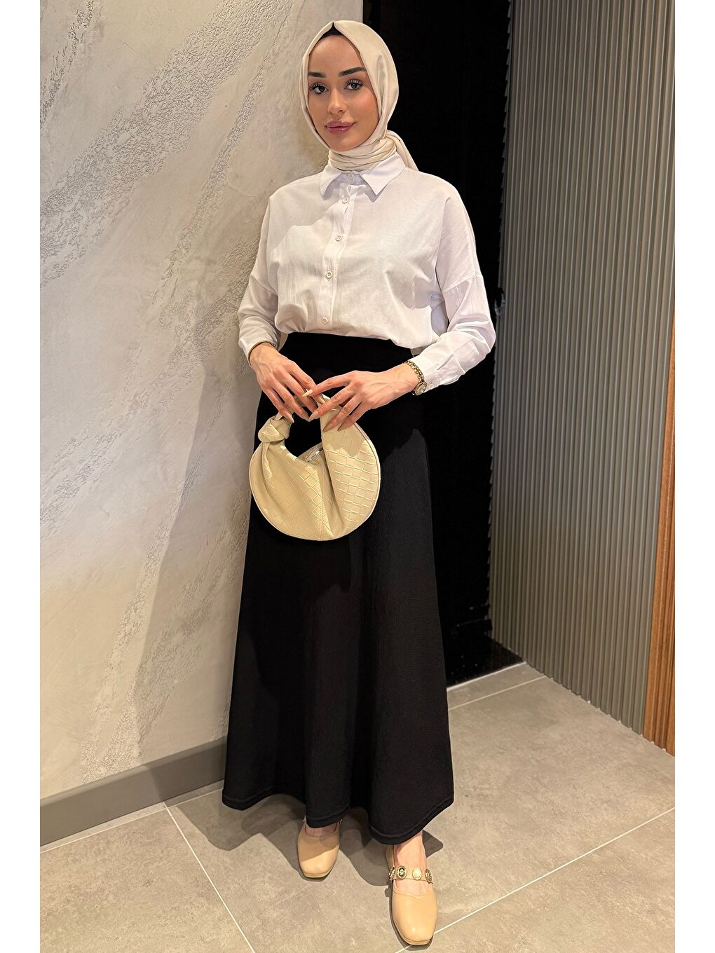 Siyah Kadın Düz Renk Bel Lastikli Bürümcük Tesettür Kiloş Etek-1