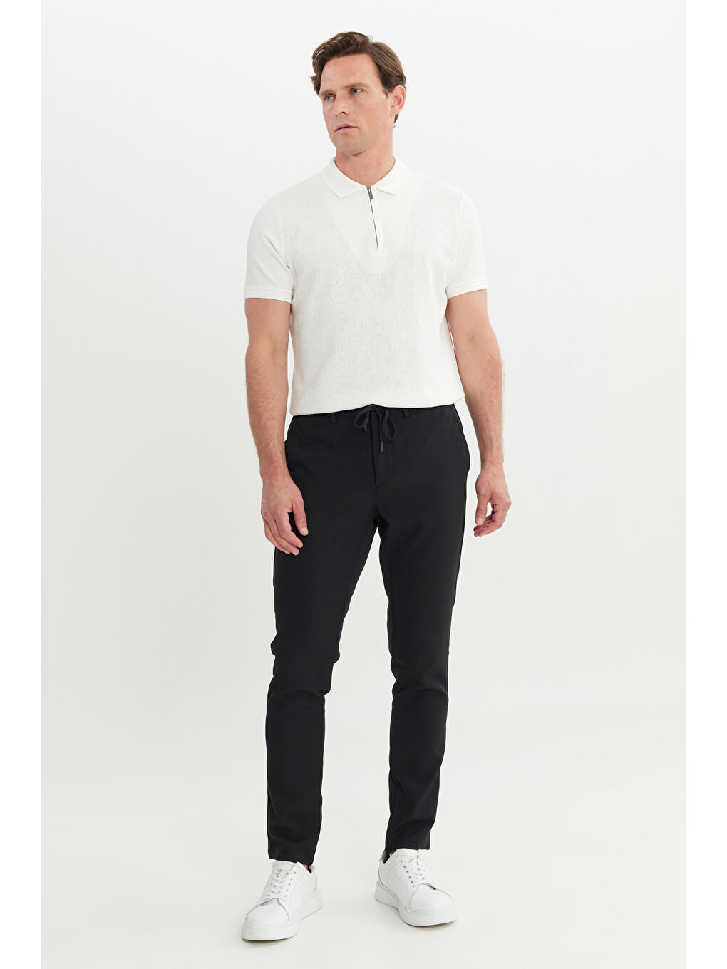 Erkek Siyah Slim Fit Dar Kesim Beli Bağlamalı Yan Cepli Casual Pantolon-1