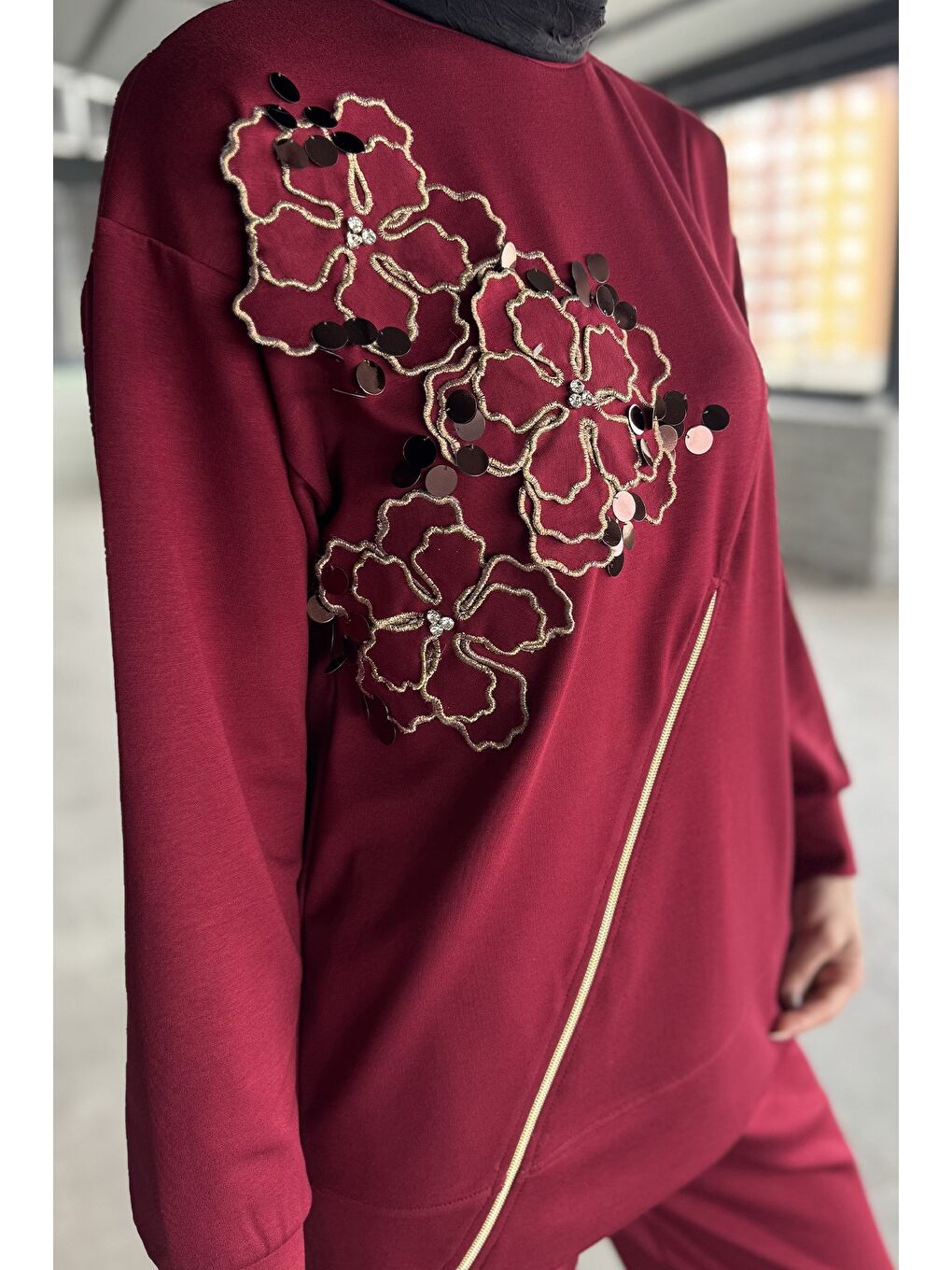 Bordo Tesettür Aplike Nakışlı Sweat Pantolon İkili Takım-4