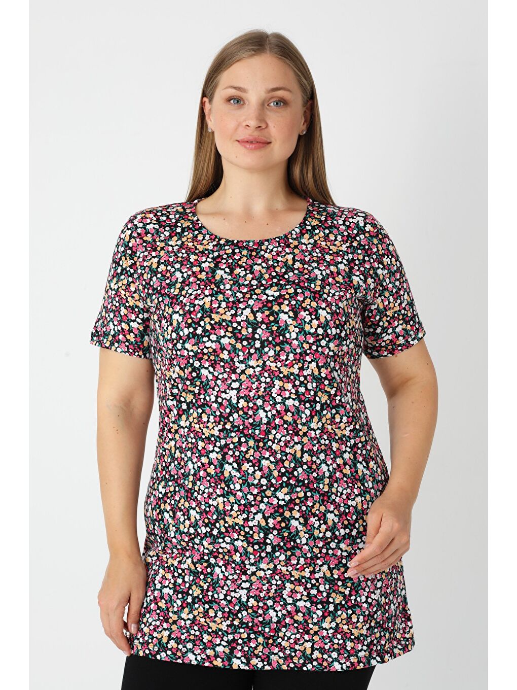 Karışık Haki Desenli Kısa Kollu Kadın Büyük Beden Pamuklu T-shirt