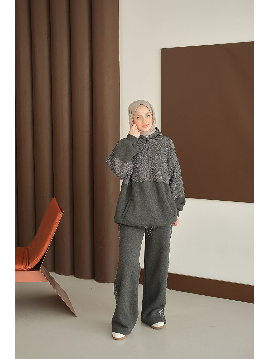 Gri Kadın Sweatı Pullu Takım Füme-2