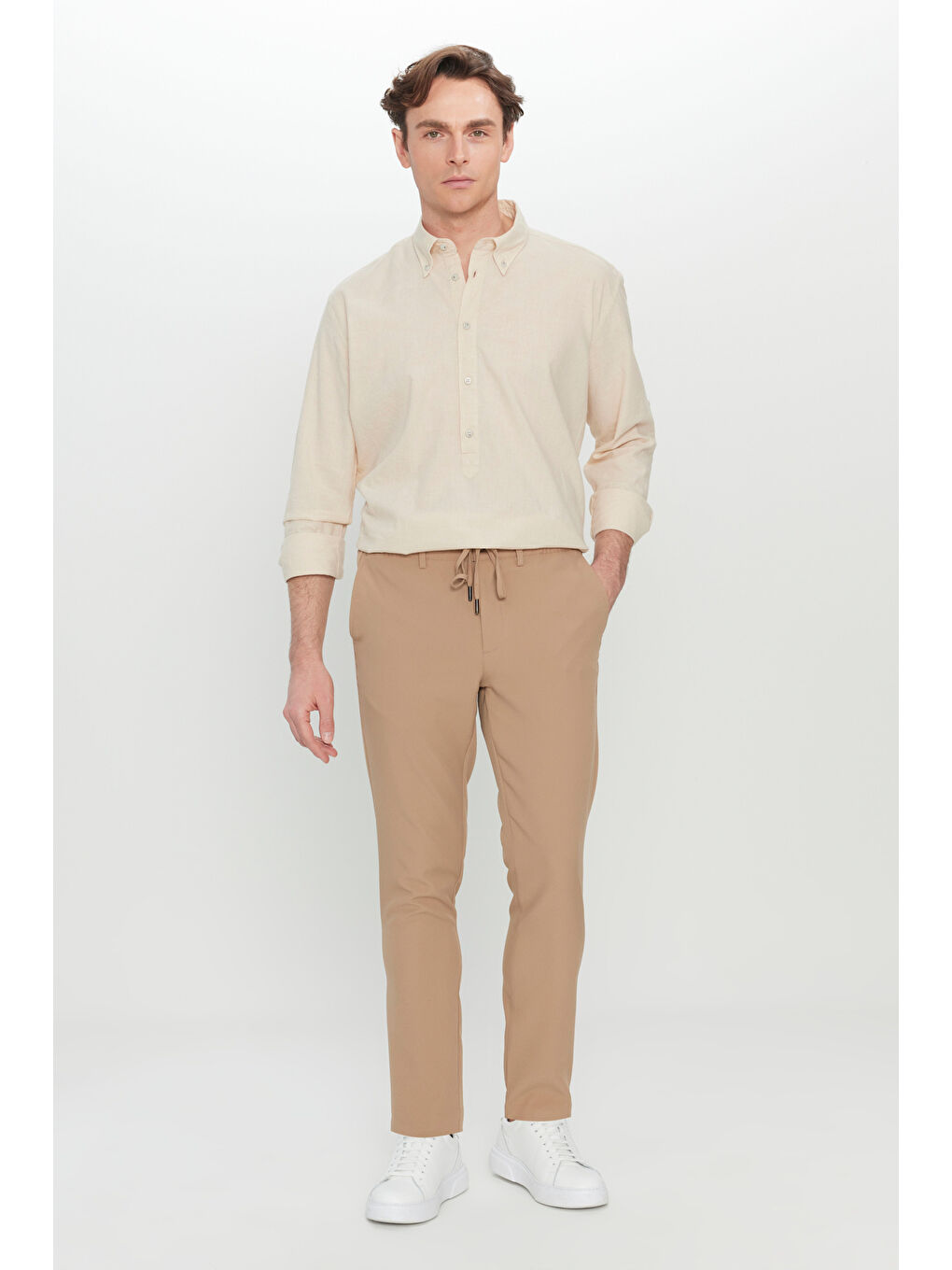 Erkek Bej Slim Fit Dar Kesim Beli Bağlamalı Yan Cepli Casual Pantolon-2