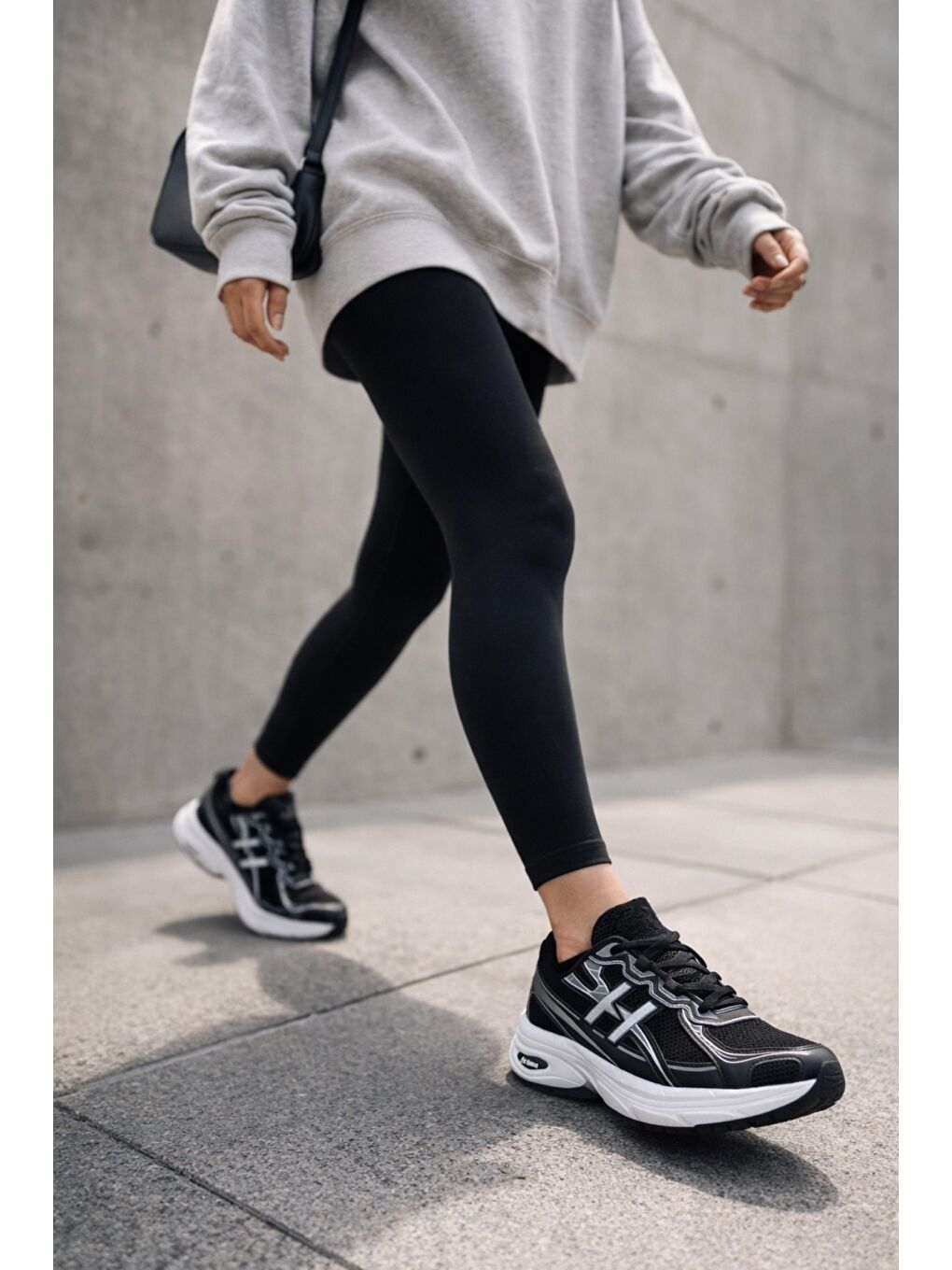 Siyah HYNEX Kadın Kalın Taban Bağcıklı Günlük Sneaker Spor Ayakkabı-5