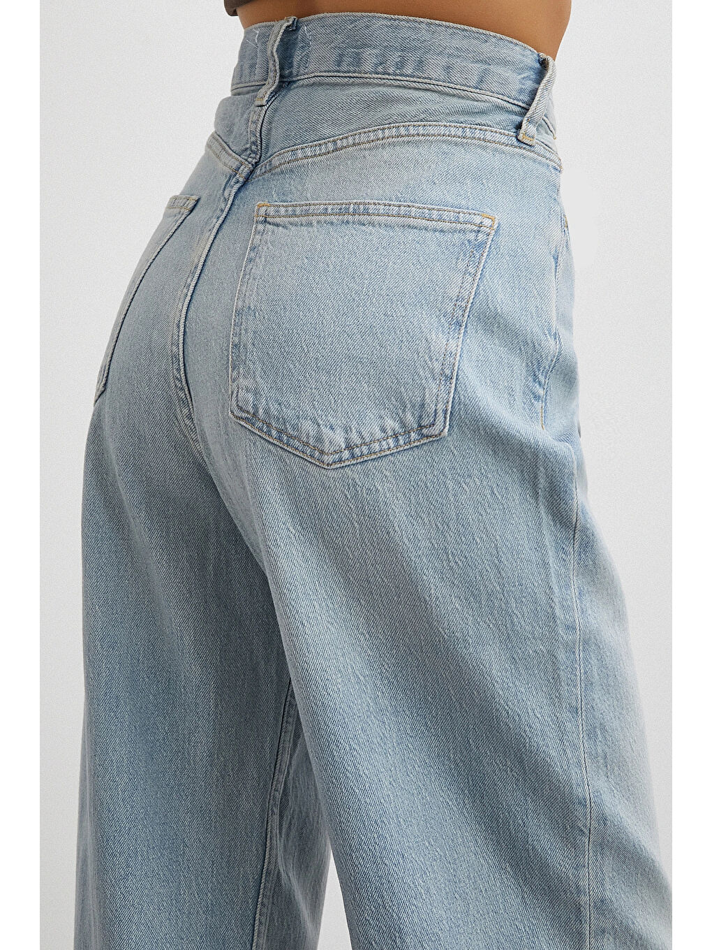 Yüksek Bel Kesik Paça Straight Jean Buz Mavisi-5