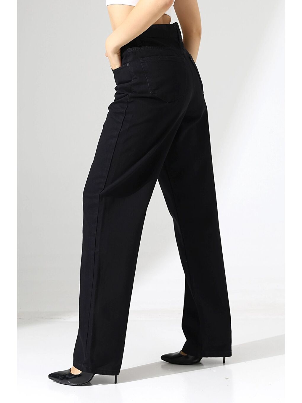 Yüksek Bel Düz Paça Siyah Pantolon-4