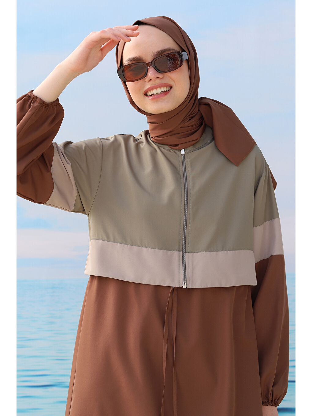 Kahverengi Renk Detaylı Yüzme Takımı Kahve-1