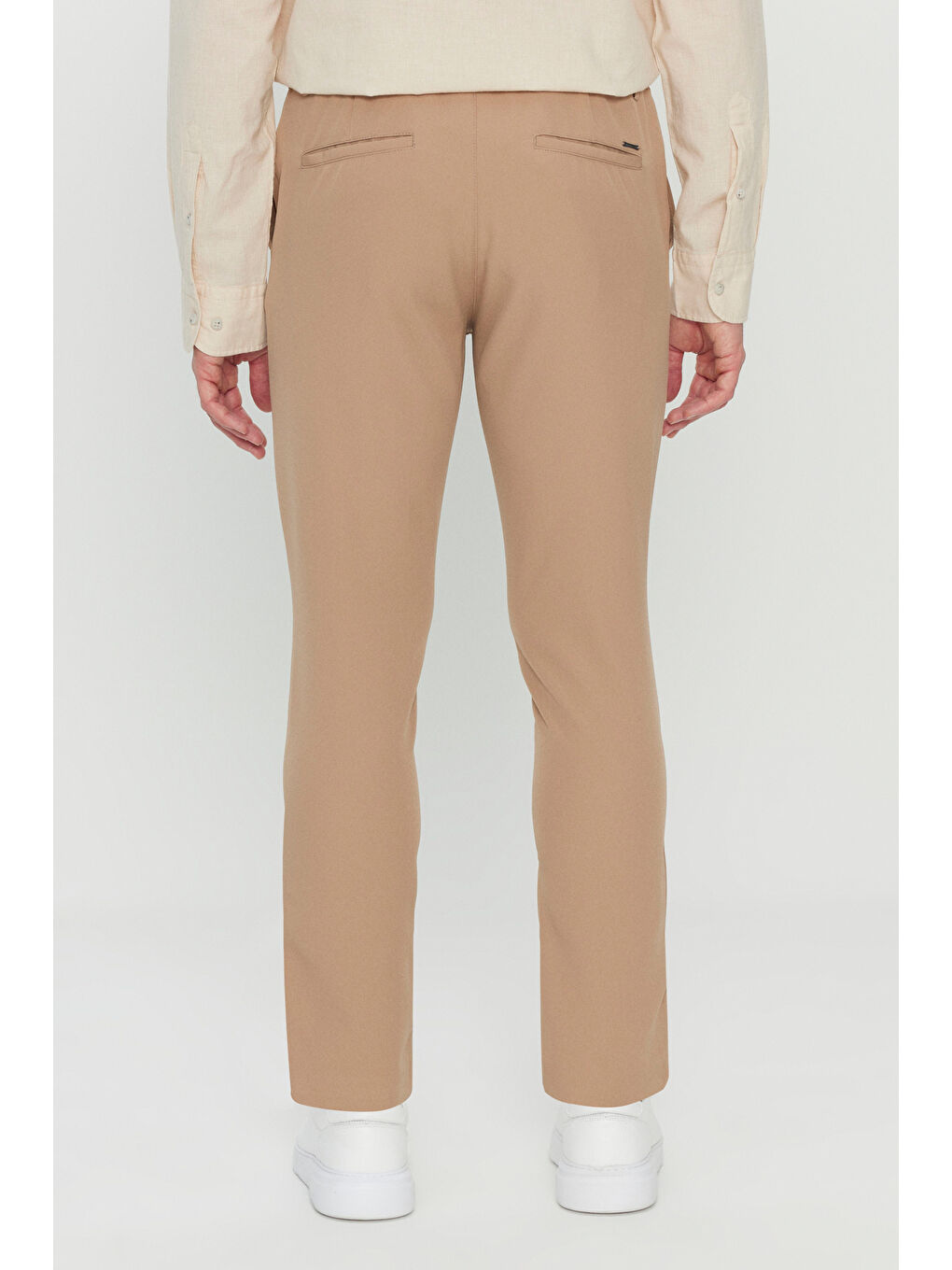 Erkek Bej Slim Fit Dar Kesim Beli Bağlamalı Yan Cepli Casual Pantolon-4