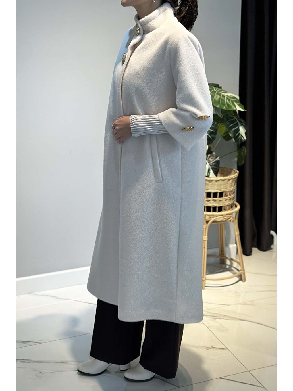 Yaka ve Kol Broş Detay Kaban 2586 Ekru-3