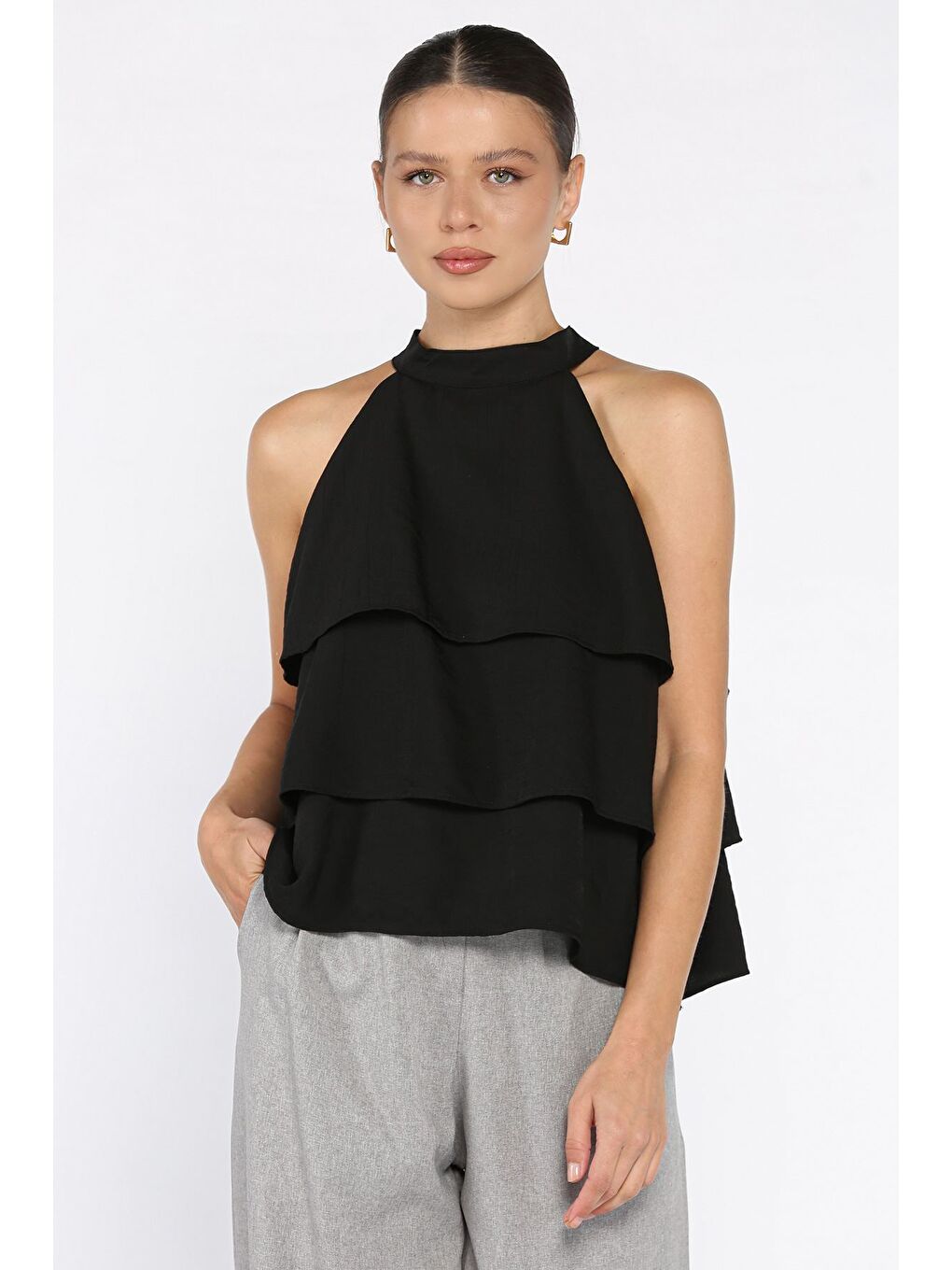 Siyah Kadın Sıfır Kol Kat Kat Bluz-1