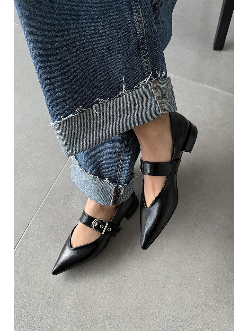 Pansy  Kadın Kemer Detay Kırışık Deri Babet Siyah-3