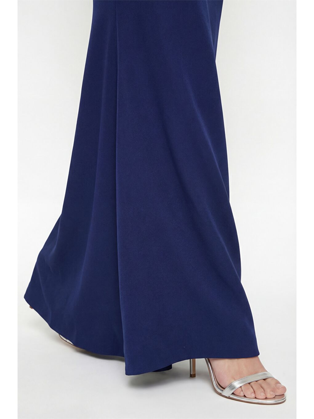 Kadın Lacivert Straplez Yaka Taşlı Uzun Balık Abiye Elbise-3