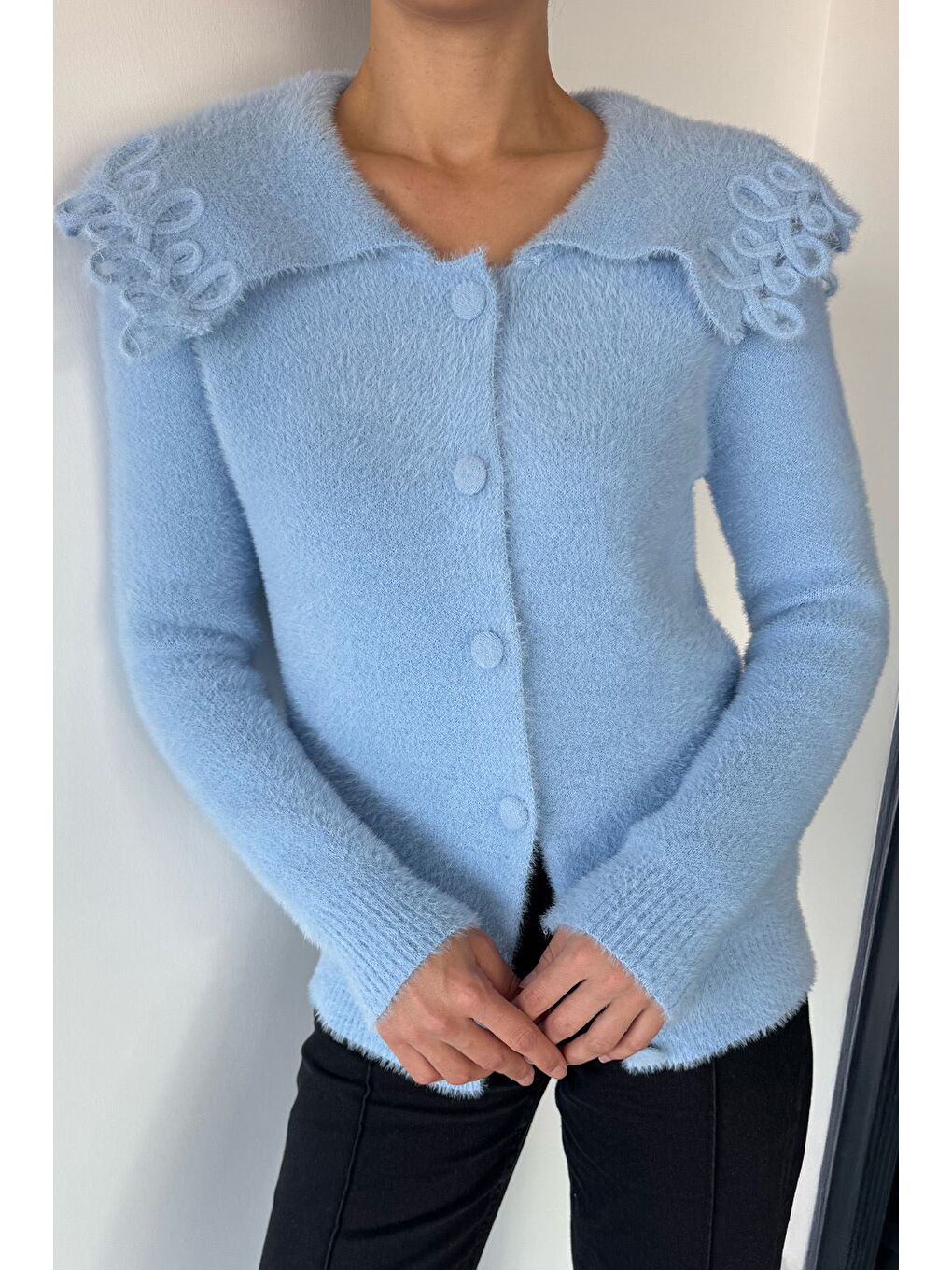 Mavi Kadın Yaka Detaylı Yumoş İplik Triko Ceket-1