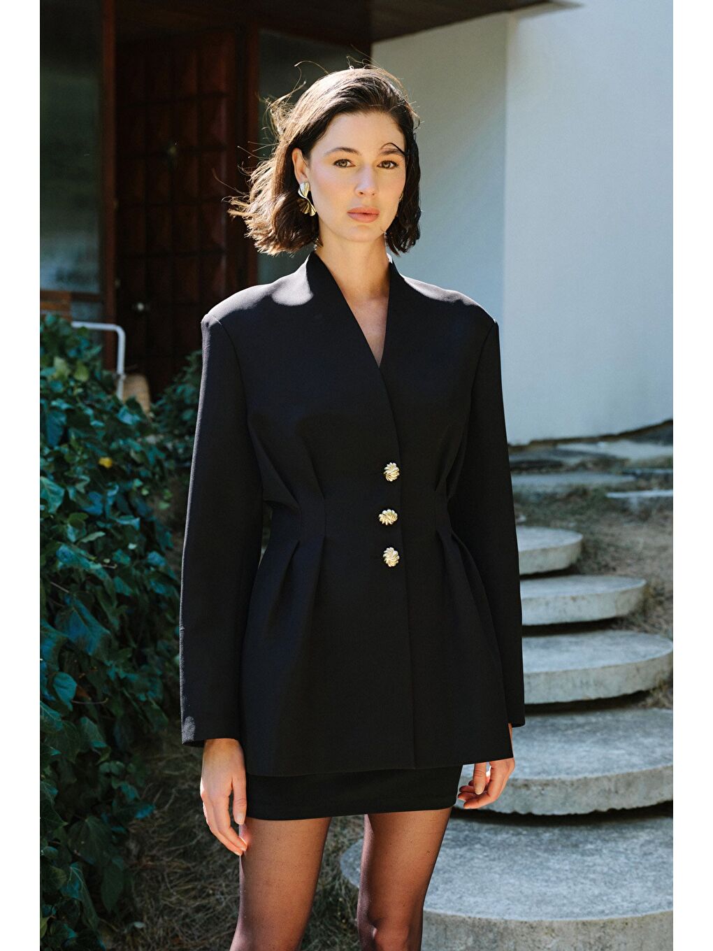 Gold Düğmeli Uzun Ceket - Siyah