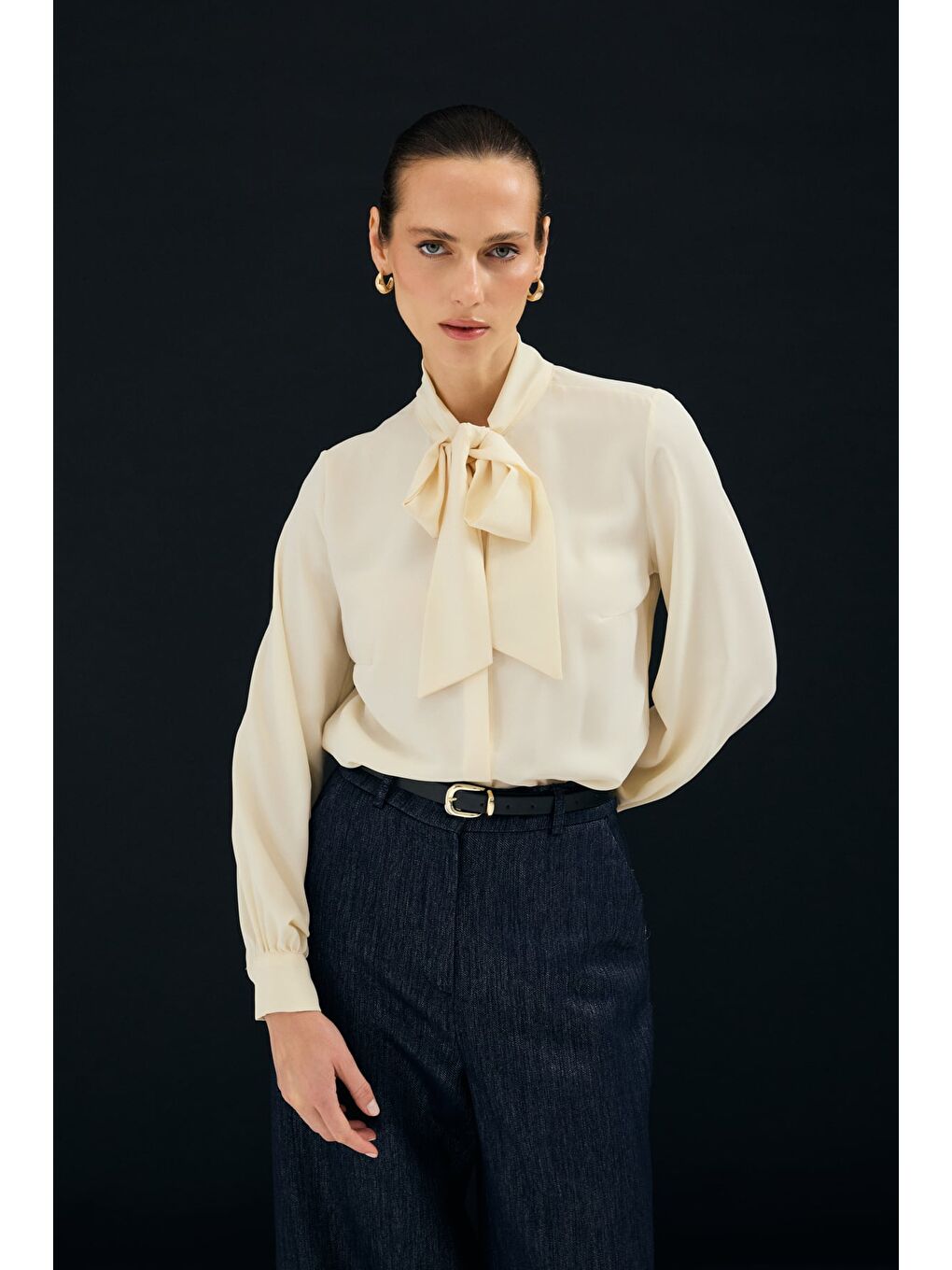 Yakası Bağlamalı Düz Gömlek - Sarı-3