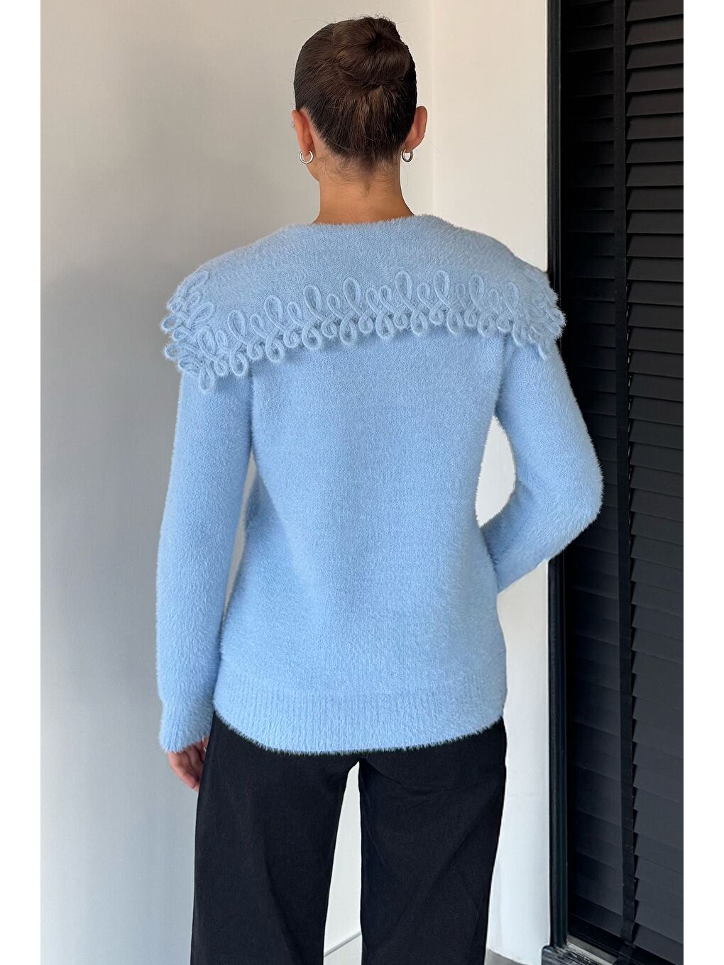 Mavi Kadın Yaka Detaylı Yumoş İplik Triko Ceket-3