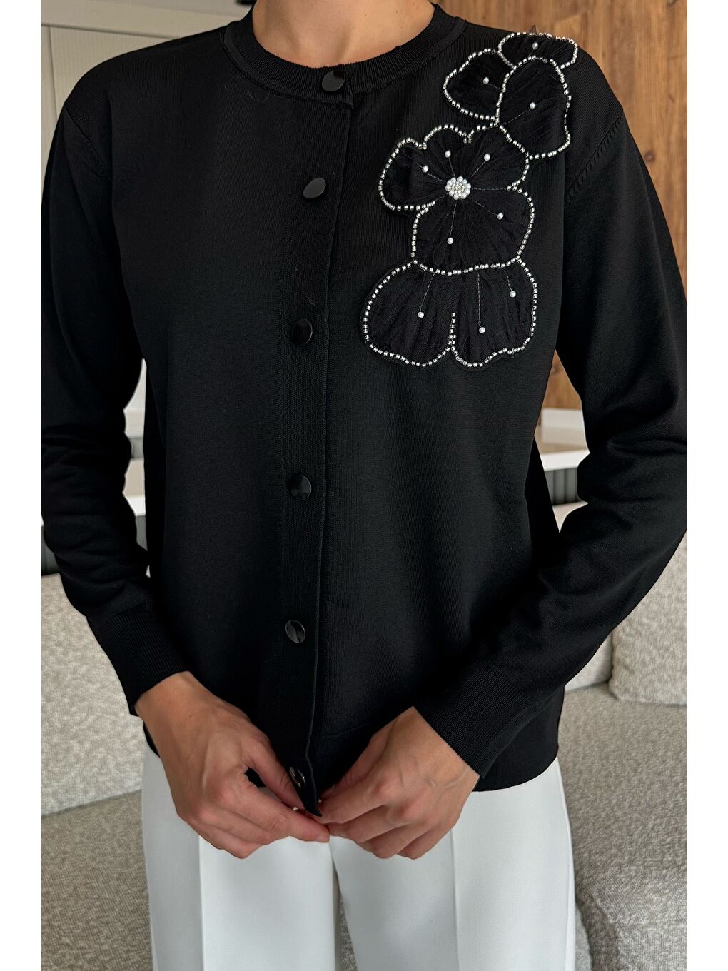 Siyah Kadın Tül İşlemeli Triko Hırka (s-m-l-xl Uyumludur)-1