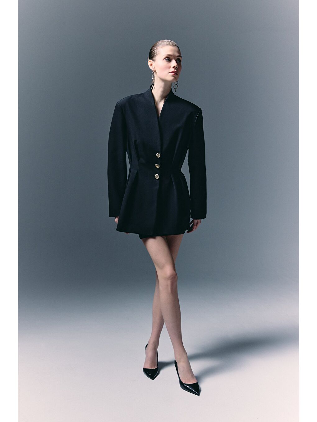 Gold Düğmeli Uzun Ceket - Siyah-3