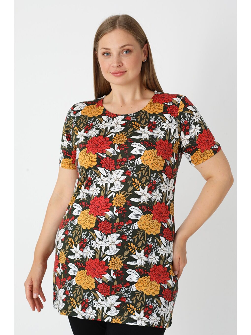 Haki Desenli Kısa Kollu Kadın Büyük Beden Pamuklu T-shirt-1