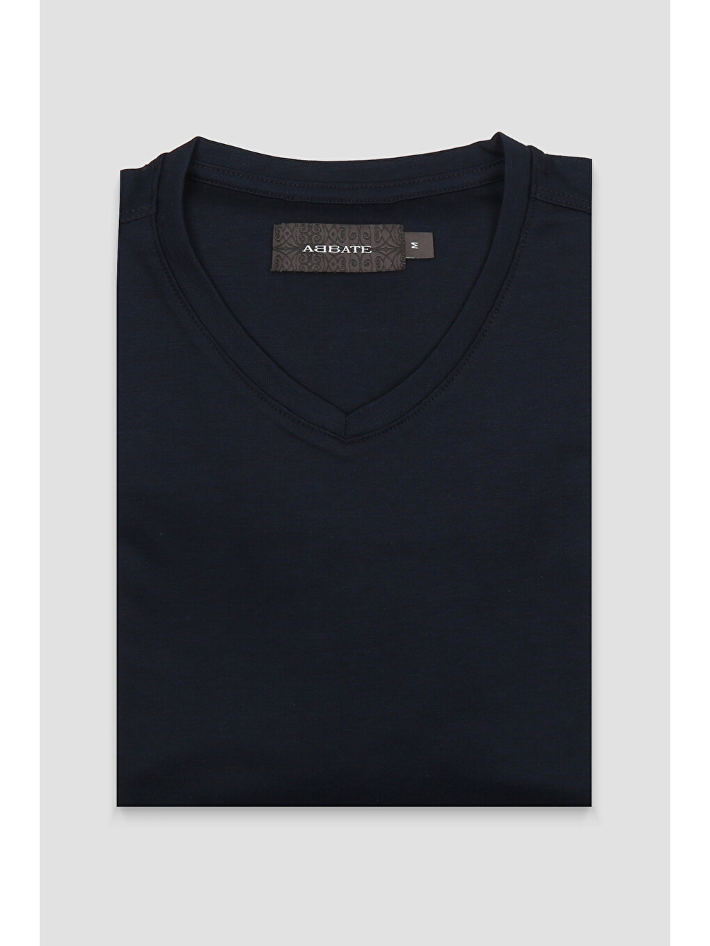 Vita Merserize Pamuklu Modern Fit Lacivert V Yaka Erkek Düz T-shirt-3