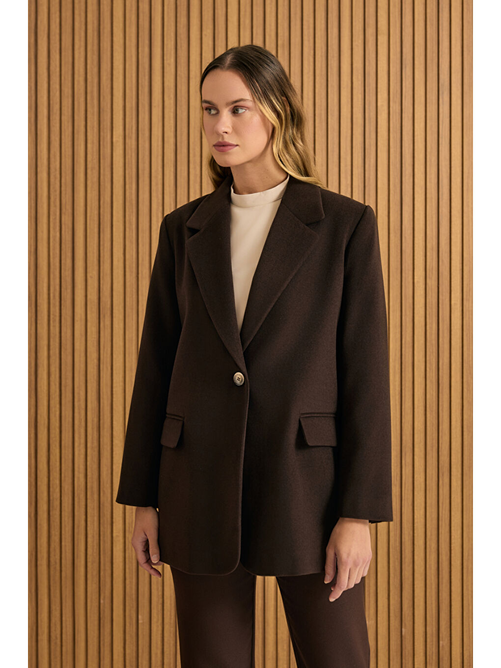 Kahverengi Oversize Fit Kalın Ceket-1