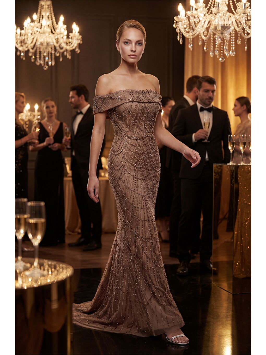 Bej Kadın Vizon Kayık Yaka Boncuklu Uzun Abiye Elbise-4