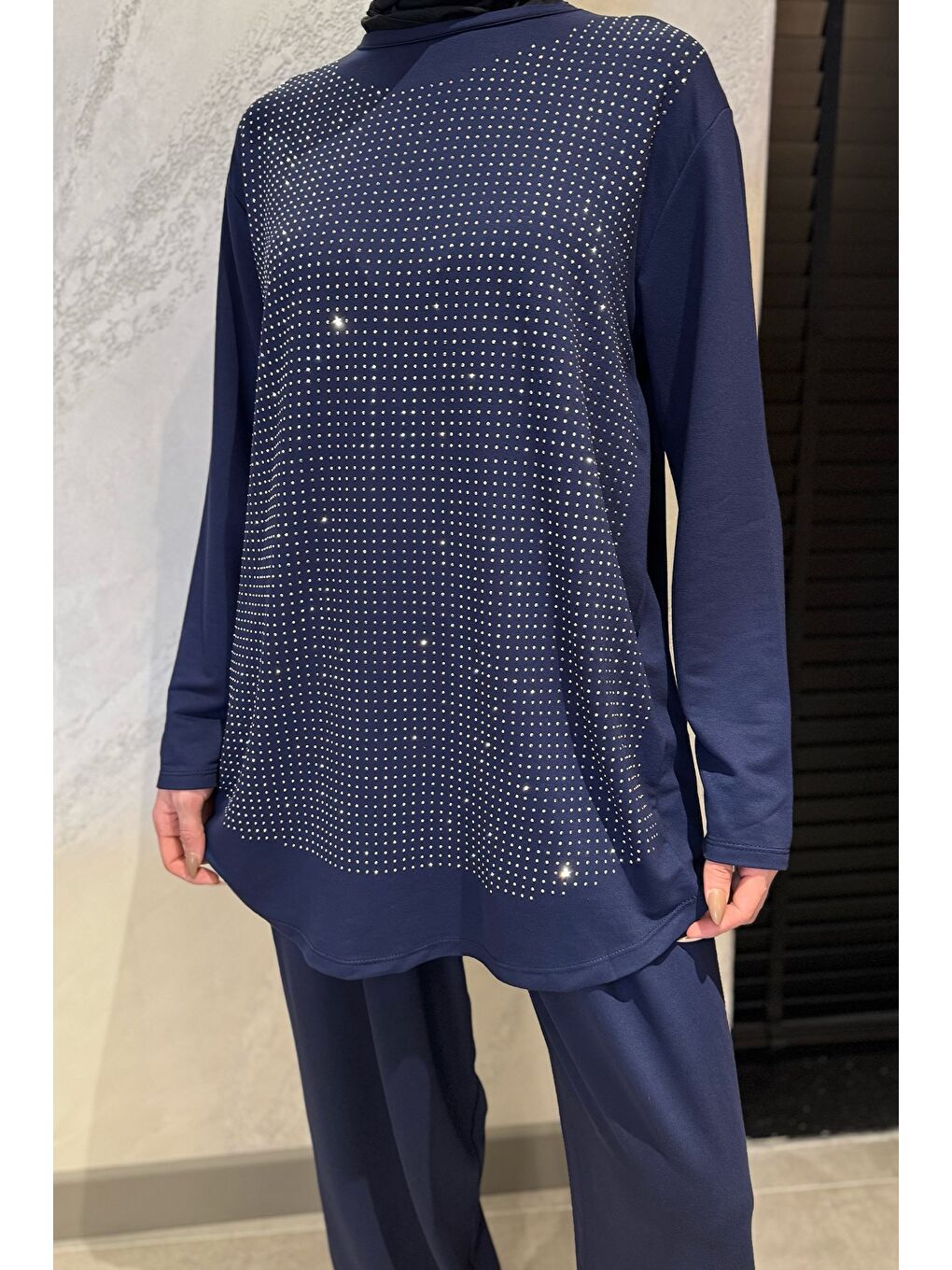 Lacivert Taş İşlemeli Bisiklet Yaka Tunik Pantolon Tesettür İkili Takım-4