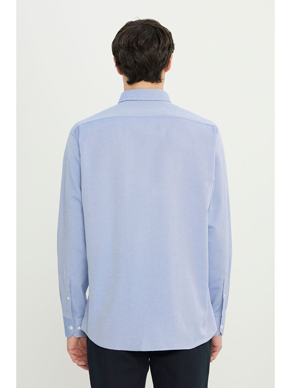 Erkek Mavi Pamuklu Oxford Regular Fit Normal Kesim Düğmeli Yaka Armürlü Gömlek-4