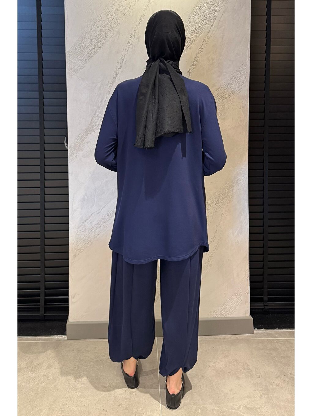 Lacivert Taş İşlemeli Bisiklet Yaka Tunik Pantolon Tesettür İkili Takım-7