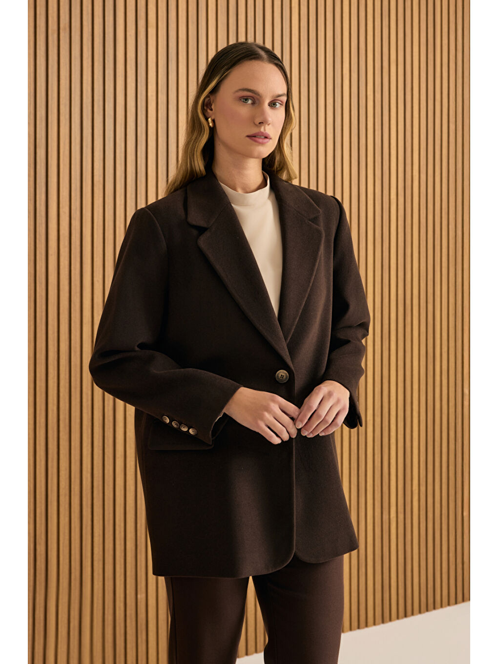 Kahverengi Oversize Fit Kalın Ceket-3