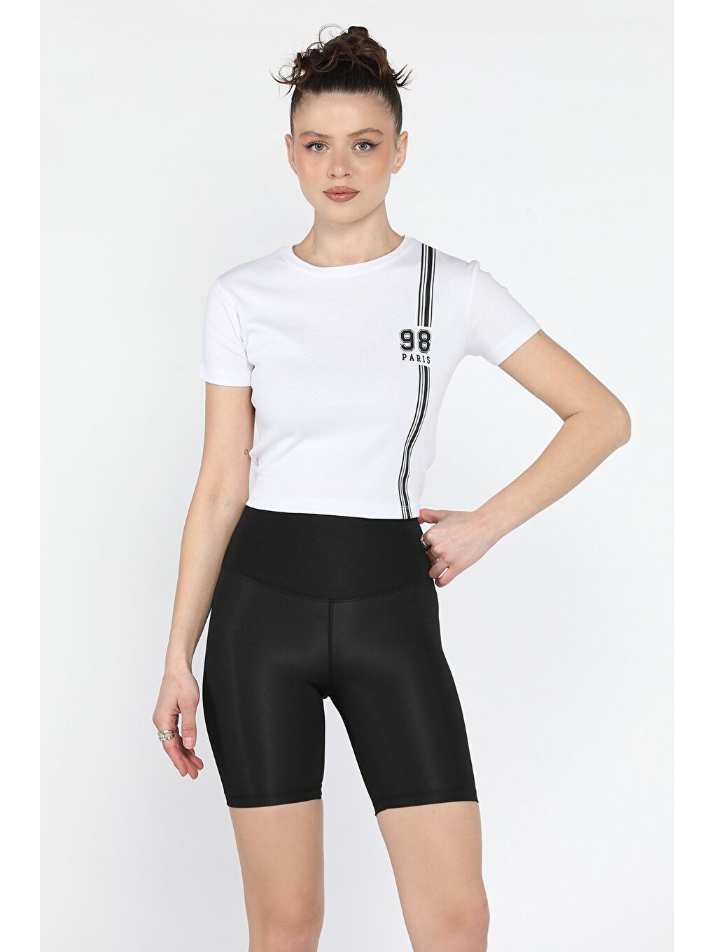 Siyah Yüksek Bel Kadın Kısa Tayt