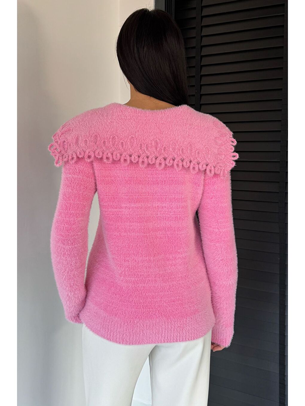 Pembe Kadın Yaka Detaylı Yumoş İplik Triko Ceket-3