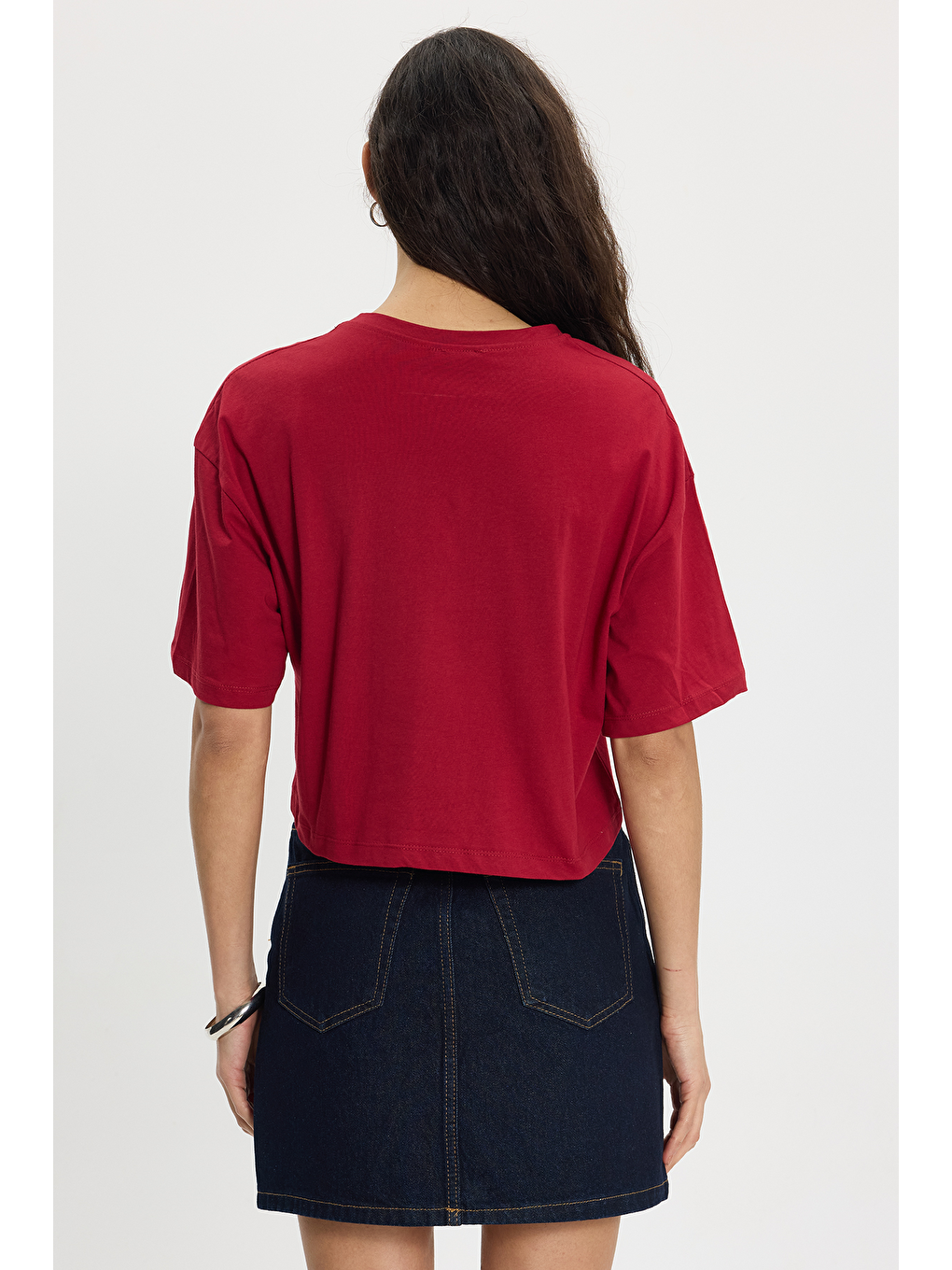 Kadın Slim Fit Dar Kesim %100 Pamuk Kısa Kollu Bisiklet Yaka Bordo Crop Tişört-4