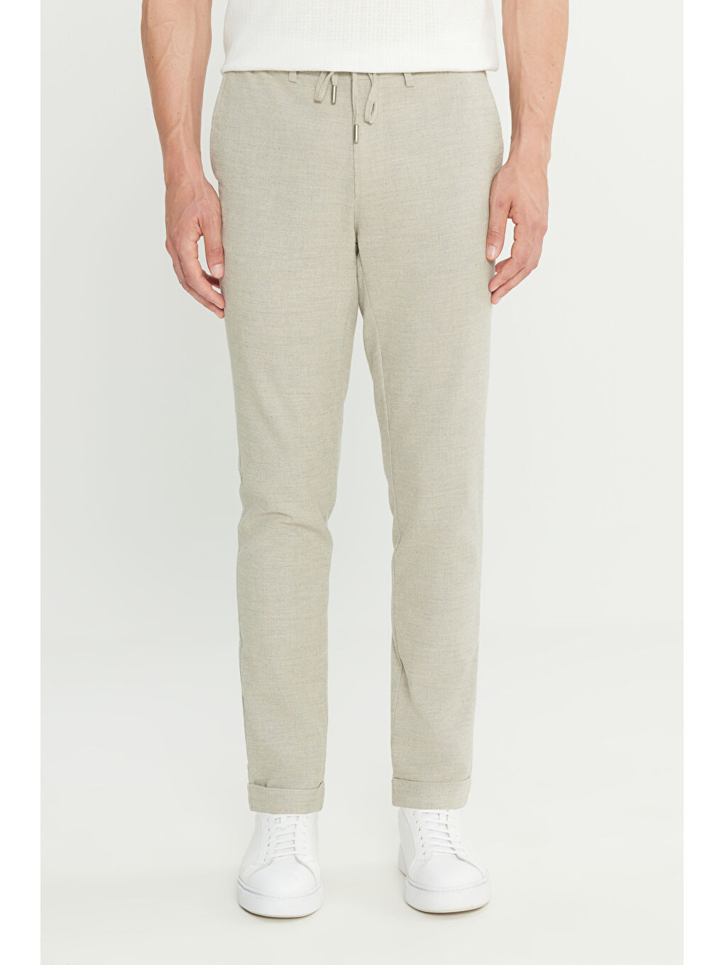 Erkek Açık Gri Pamuklu Slim Fit Dar Kesim Beli Bağlamalı Yan Cepli Esnek Pantolon