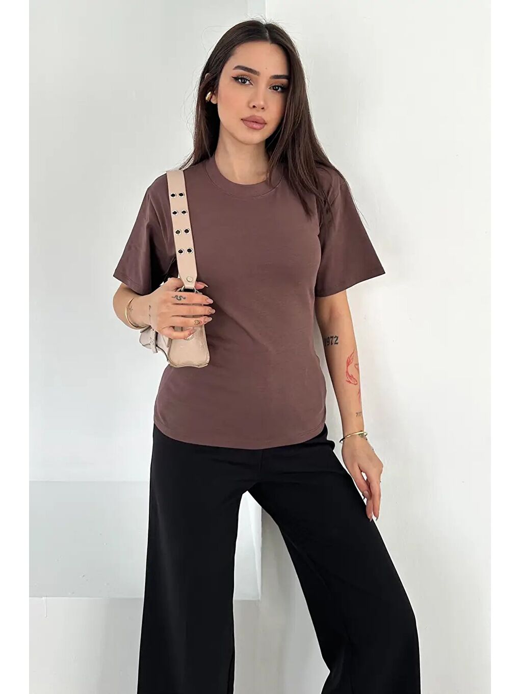 Bağlama Detaylı Kısa Kollu Tişört Kahverengi-1