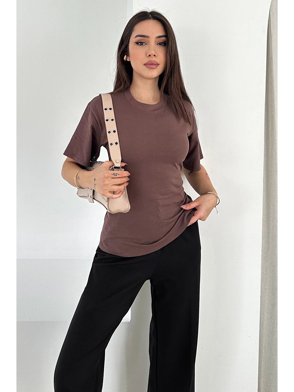 Bağlama Detaylı Kısa Kollu Tişört Kahverengi-4
