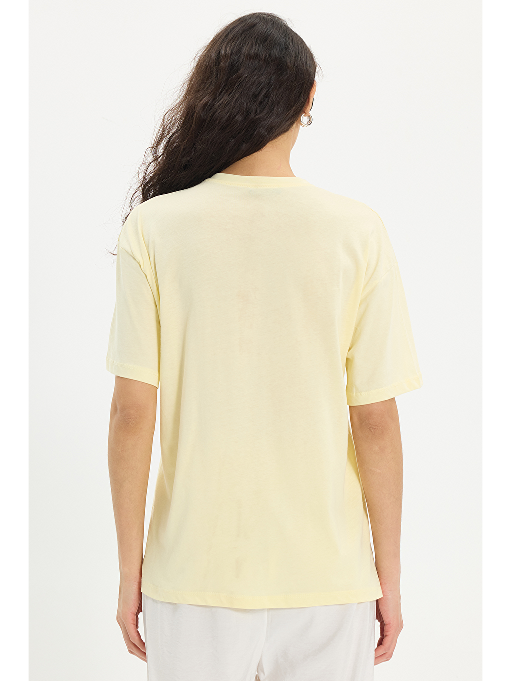 Kadın Oversize Geniş Kesim %100 Pamuk Bisiklet Yaka Kısa Kollu Baskılı Sarı Tişört-5