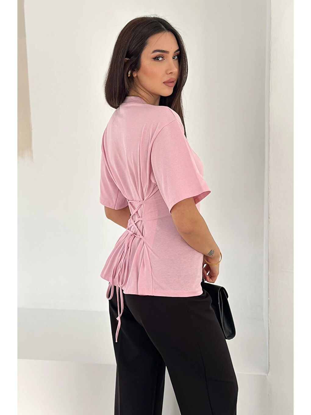 Bağlama Detaylı Kısa Kollu Tişört Pembe-3