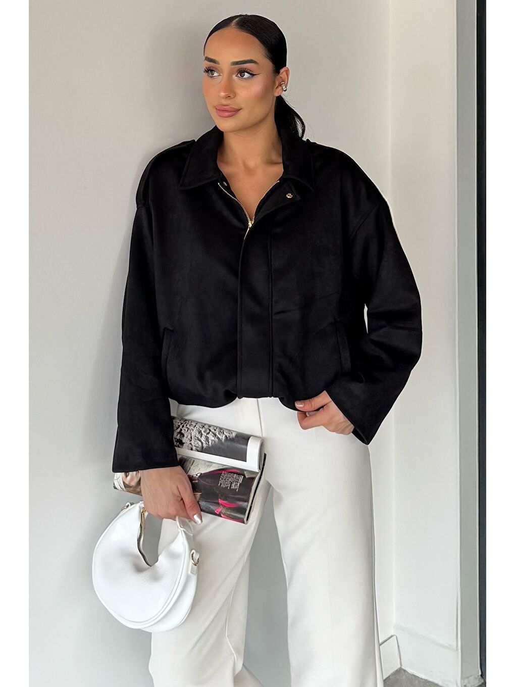 Siyah Kadın Bel Lastikli Fermuarlı Ve Çıtçıtlı İç Astarlı Ceket-1