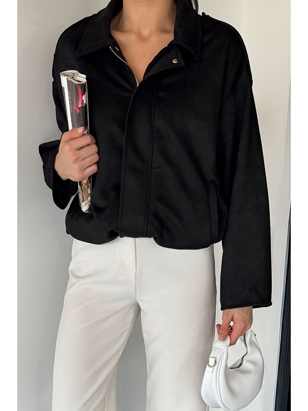 Siyah Kadın Bel Lastikli Fermuarlı Ve Çıtçıtlı İç Astarlı Ceket-2