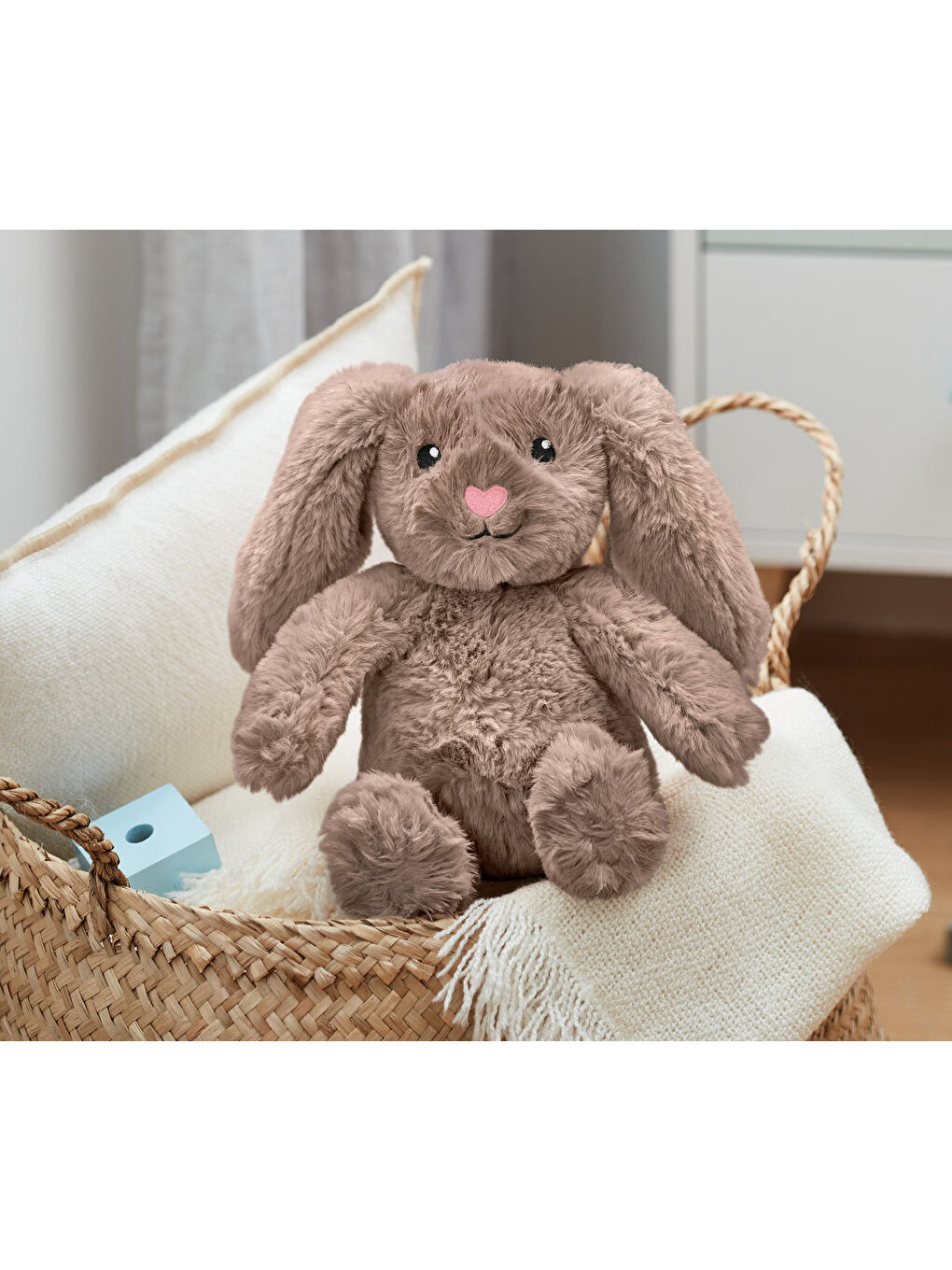 Pelüş Tavşan, Geri Dön. PES-3