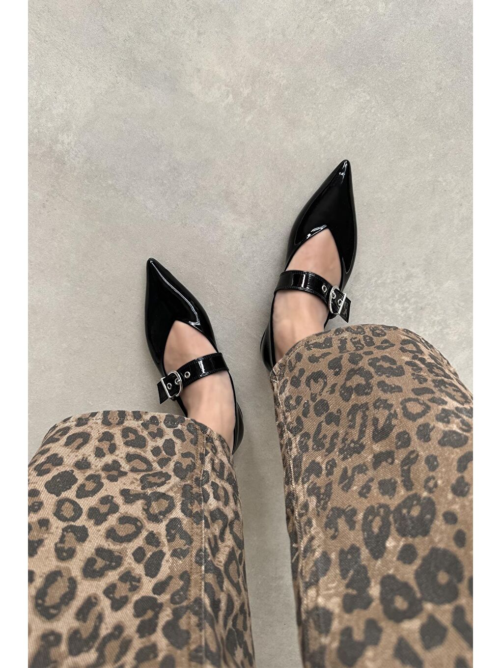 Pansy  Kadın Kemer Detay Rugan Babet Siyah