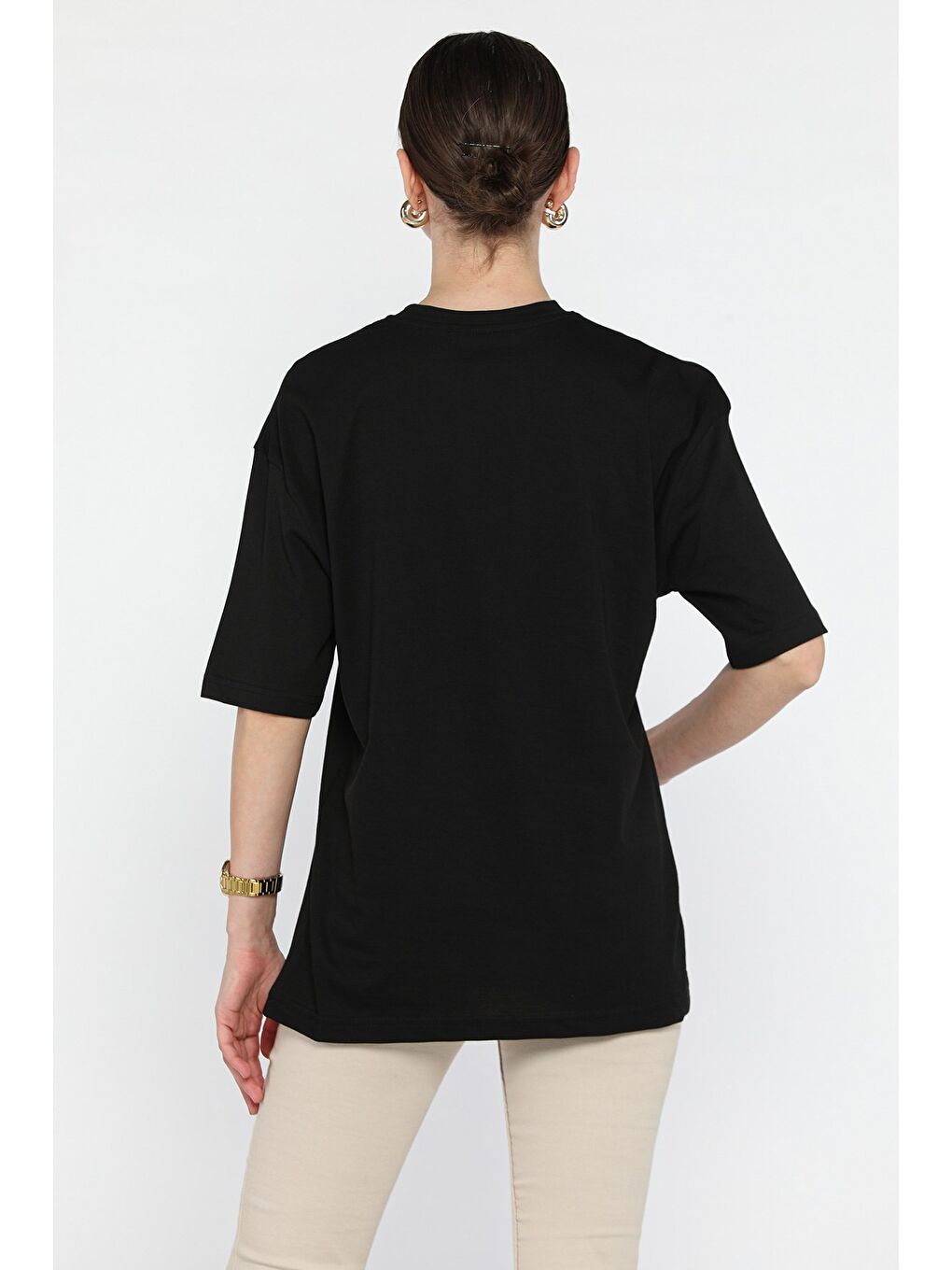 Siyah Kadın Bisiklet Yaka Leopar Baskı Detaylı Tişört-2