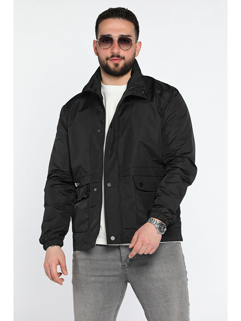 Siyah Erkek Fermuarlı Ve Çıtçıtlı Çift Cepli Mevsimlik Mont