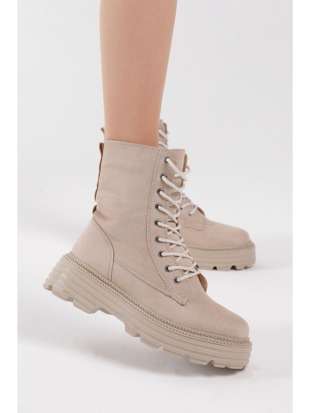 Bej Kadın Krem Süet Poli Taban Rahat Kalıp Bağcıklı Bot-2