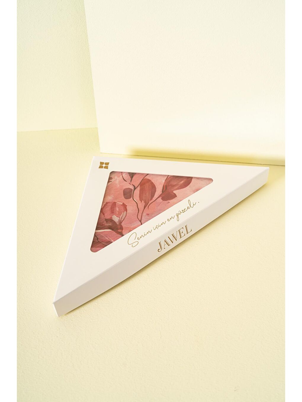 Bordo Kadın Çiçekli Pachira Soft Şal-1