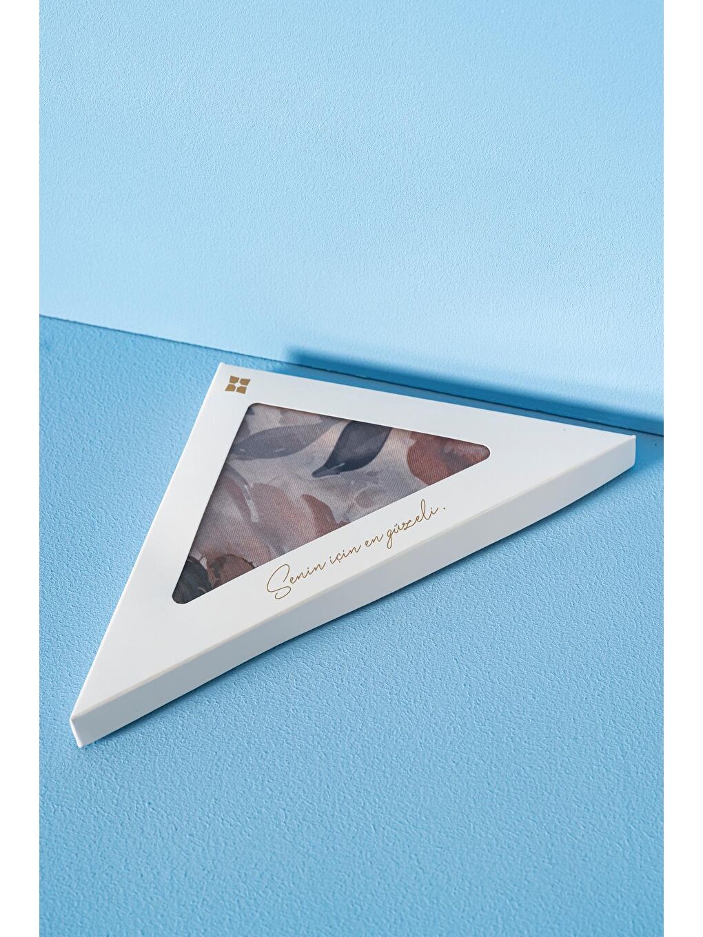 Bej Kadın Çiçek Desenli Ephedra Soft Eşarp-1