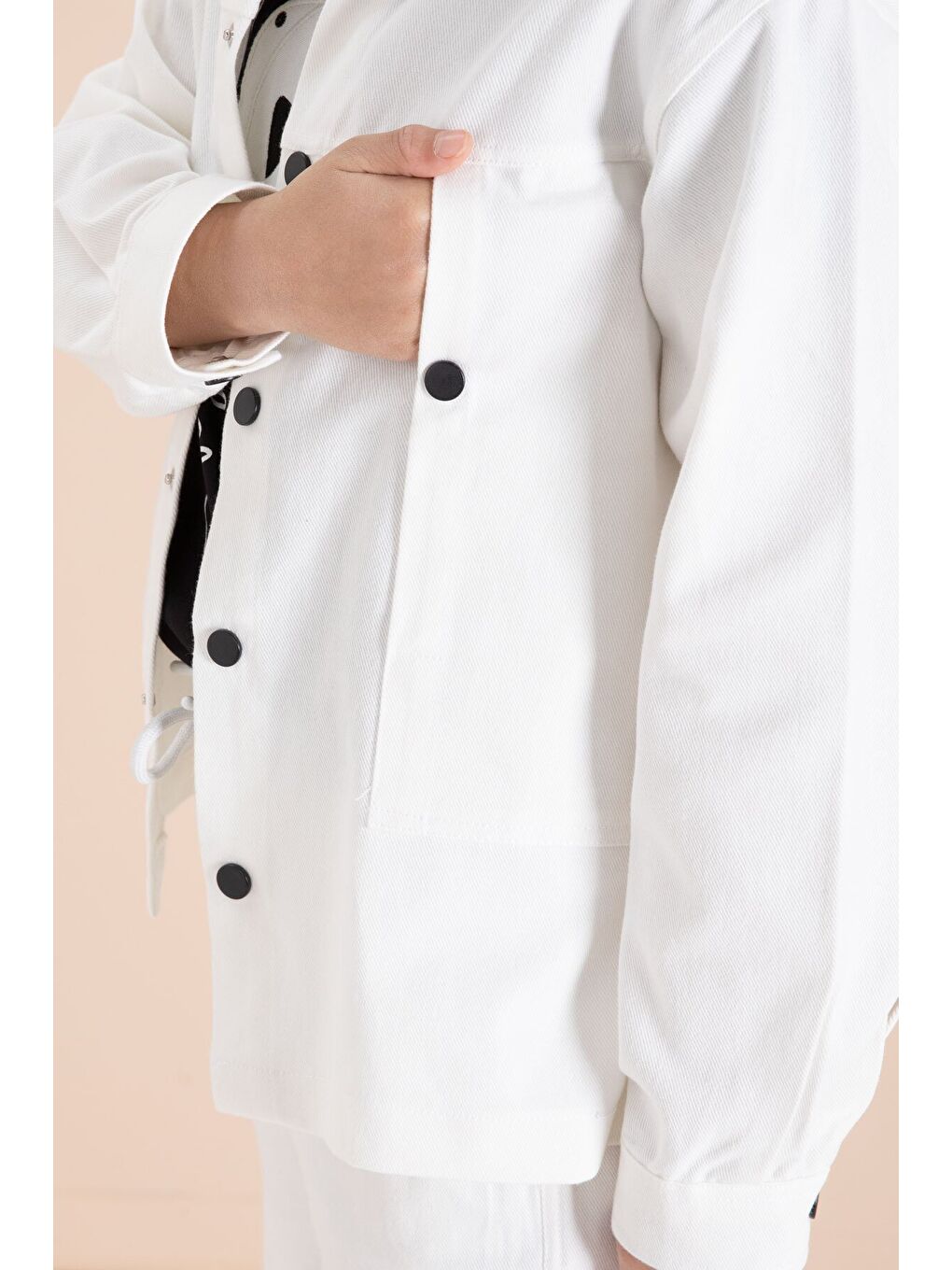 Ekru Kargo Cepli Jean Ceketli ve Pantolonlu Erkek Çocuk Tişörtlü 3lü Takım 23538-2