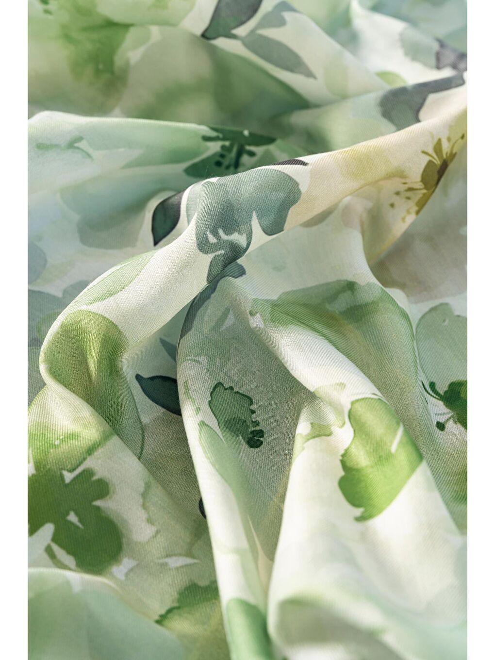 Yeşil Kadın Desenli Peonia Soft Eşarp-2